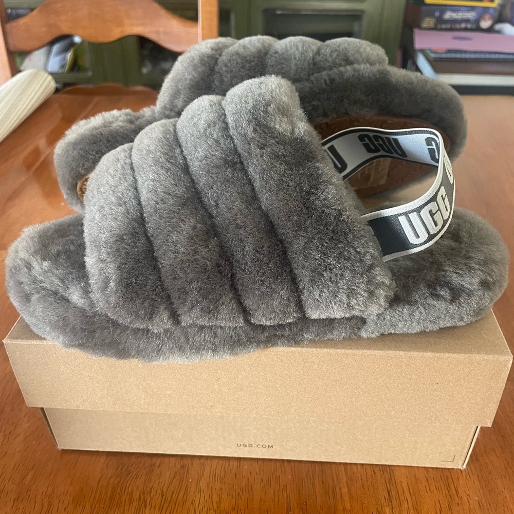Ugh Fluff Yeah slippers